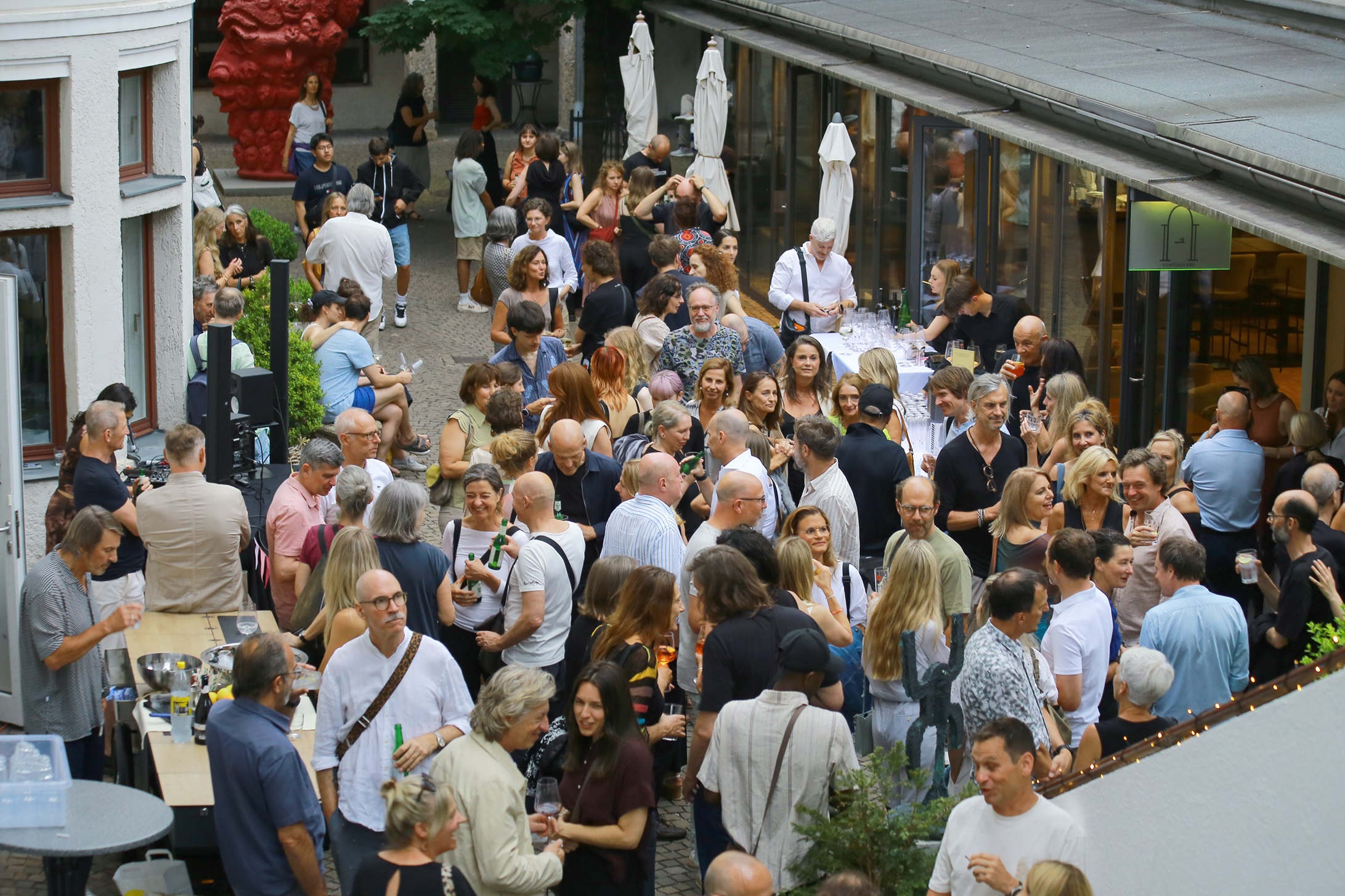 <h1 class="programs">30 jahre Kunstraum Innsbruck&nbsp;</h1>