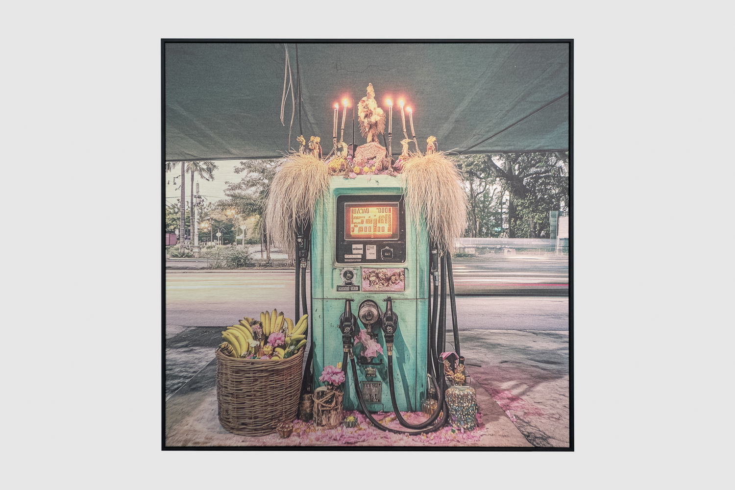 A.I.GIP STREET SHRINES, Teil der Serie: O C _ C U L T M 4 C H I N E S / CAR CULT