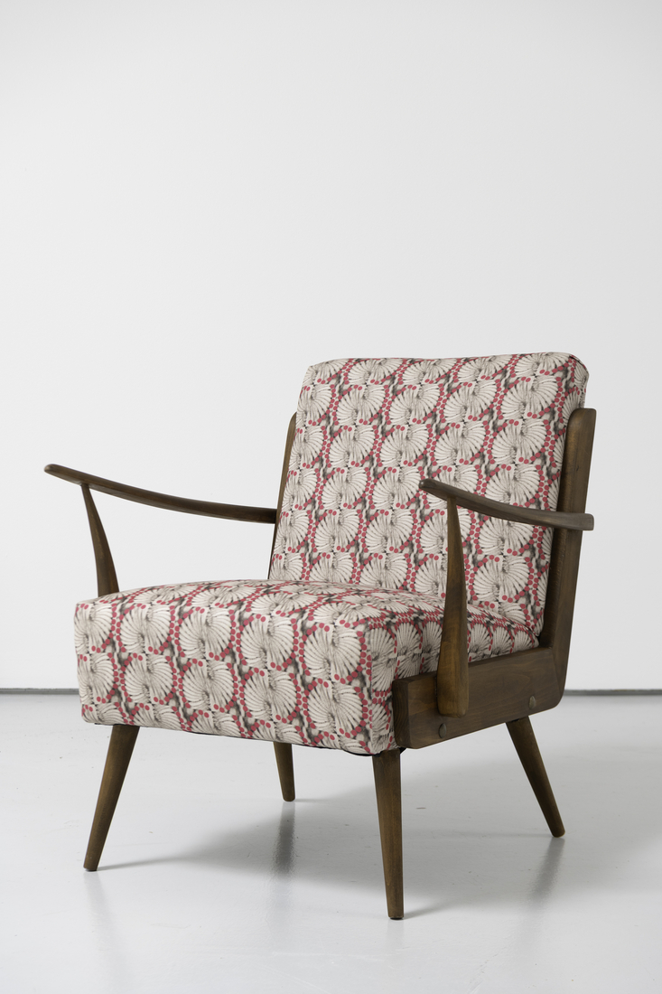 SEEding circles chair